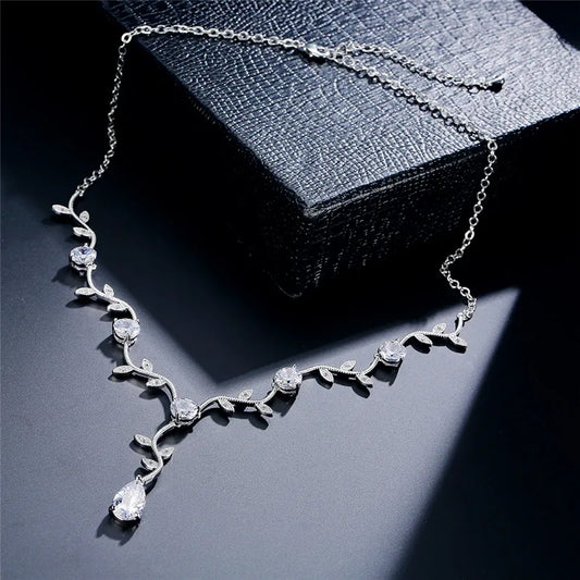 Conjunto de Joias Sofisticado - Colar e Brincos