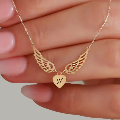 Colar Letra Inicial Asas de Anjo