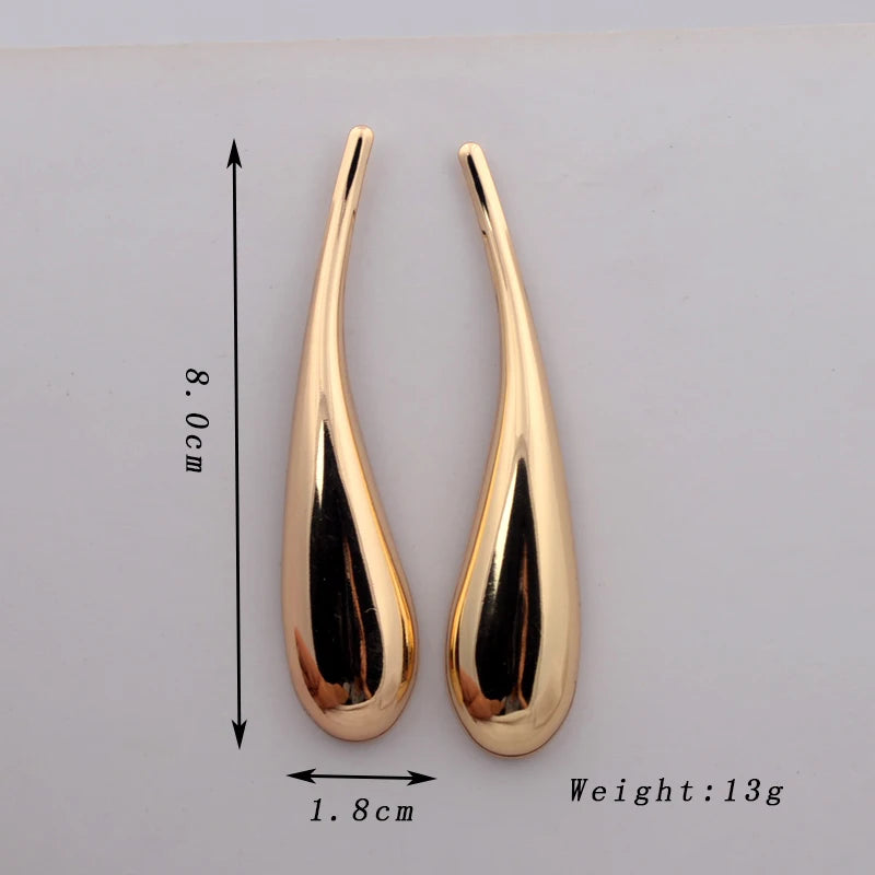 Brincos Longos Pendentes Dourados