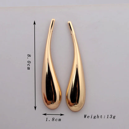 Brincos Longos Pendentes Dourados