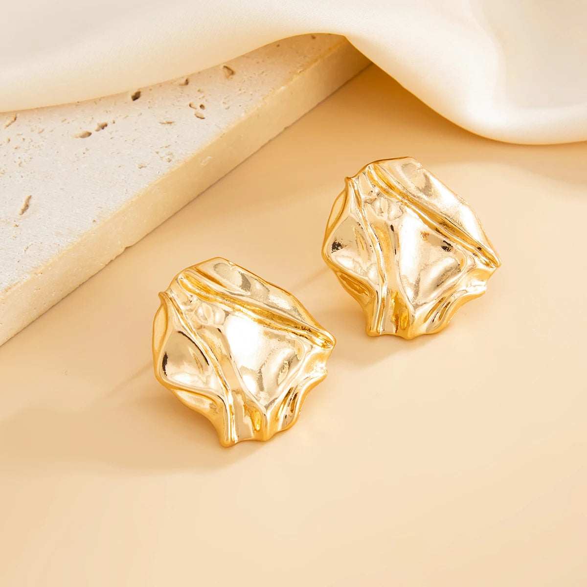 Brincos de Pino Estrutura Irregular