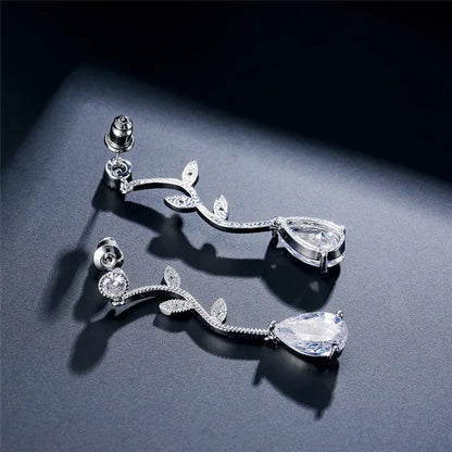 Conjunto de Joias Sofisticado - Colar e Brincos