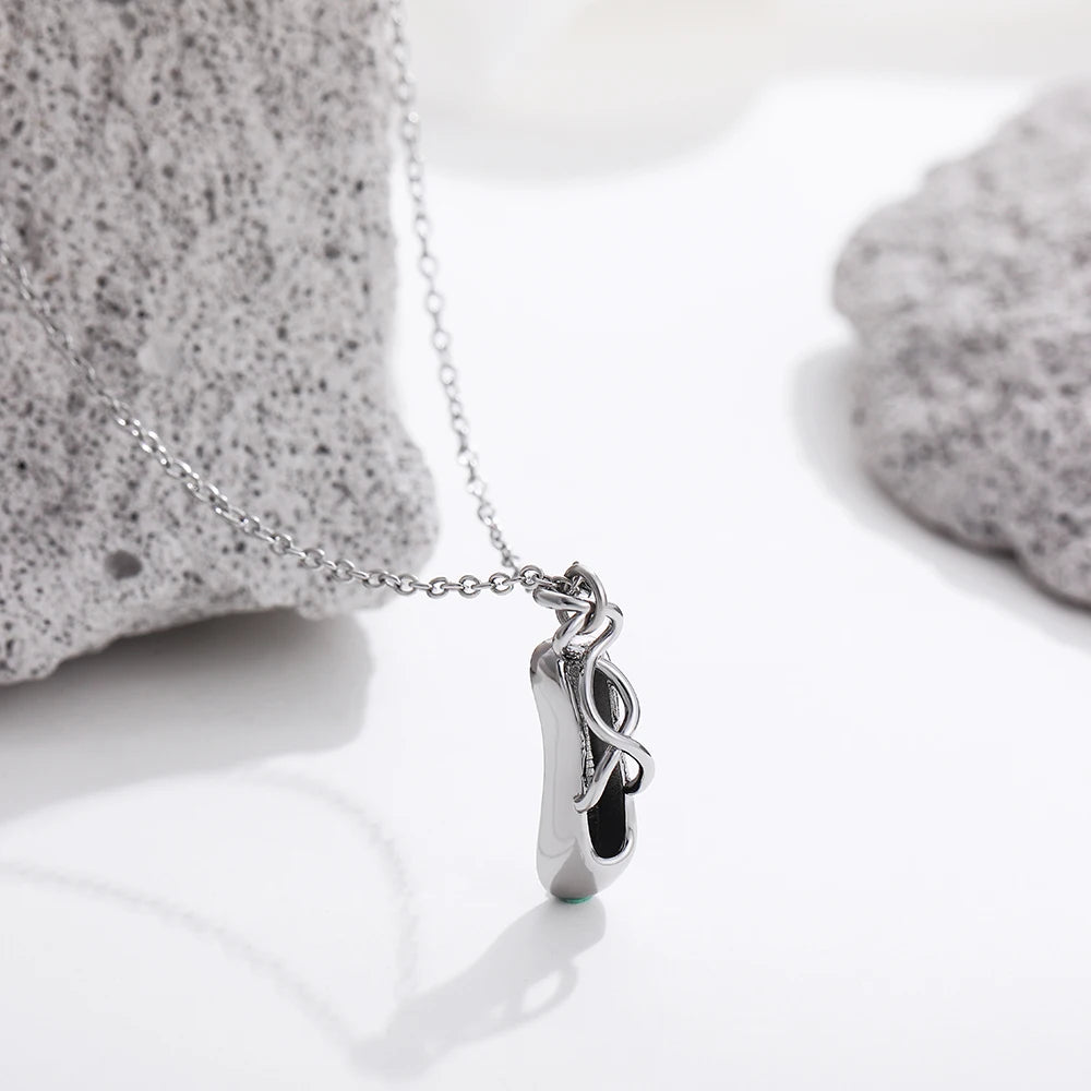 Colar Feminino Requintado Pingente Ballet