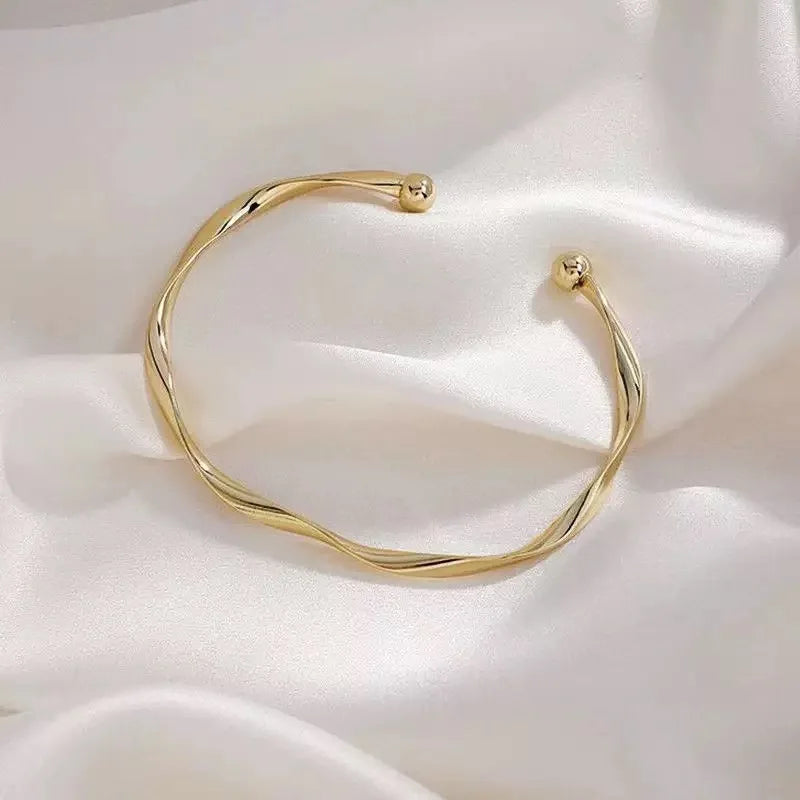 Pulseira Feminina Minimalista Design Exclusivo